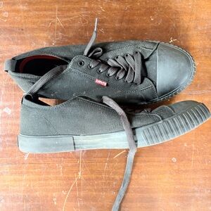 Levi's Men's Black Canvas Sneakers